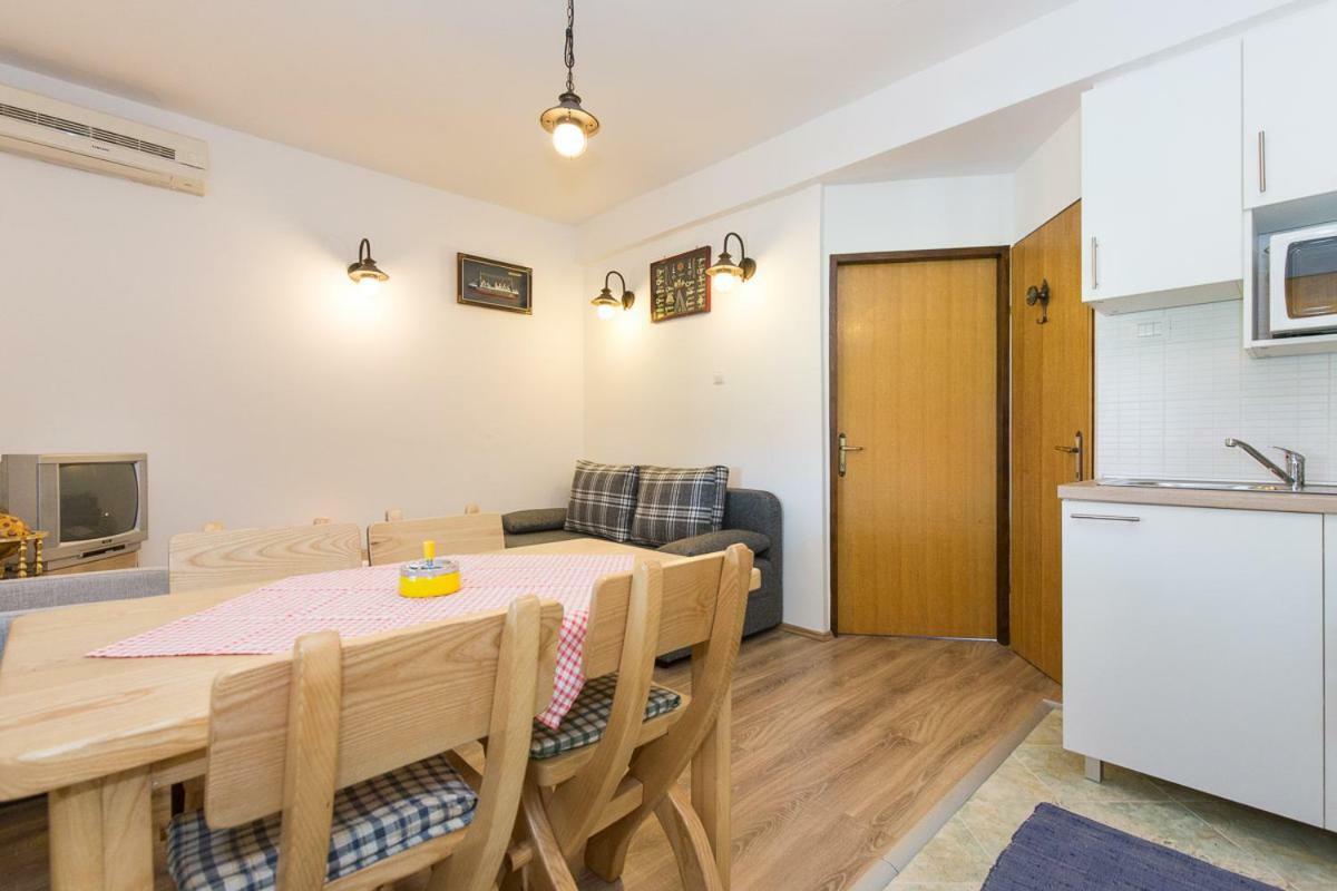 Hotel Pape Punat Zewnętrze zdjęcie